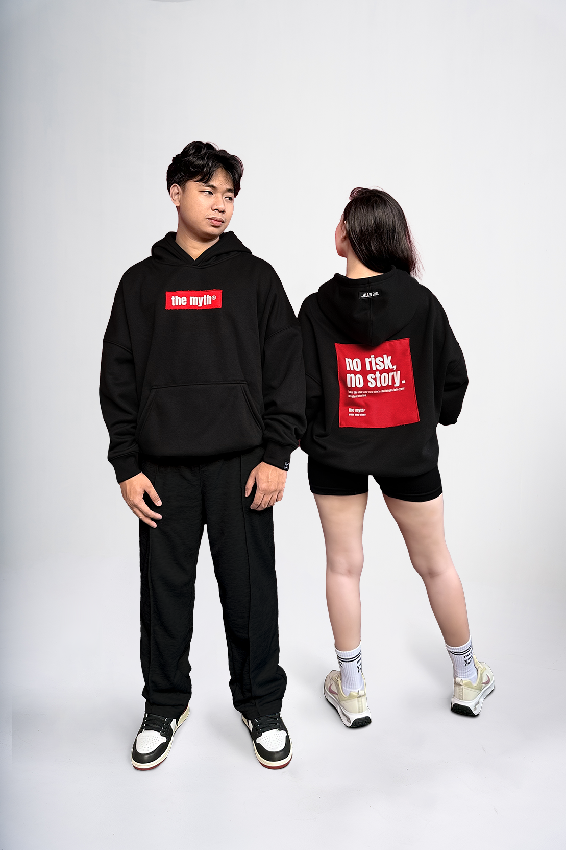 NO RISK NO STORY OVERSIZED HOODIE - BLACK