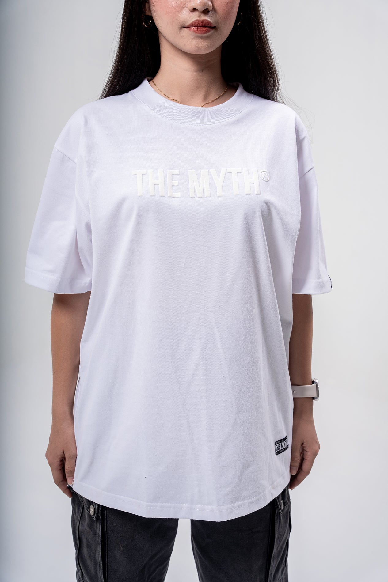 EMBOSSED PRINT TEE - WHITE