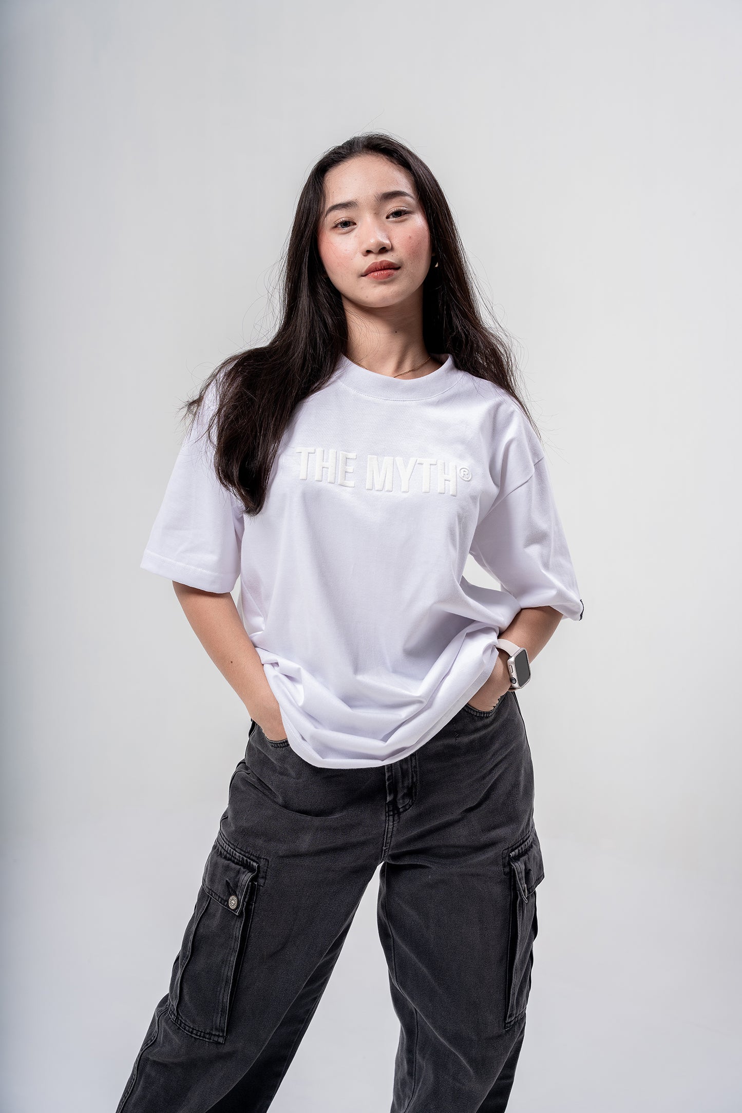 EMBOSSED PRINT TEE - WHITE