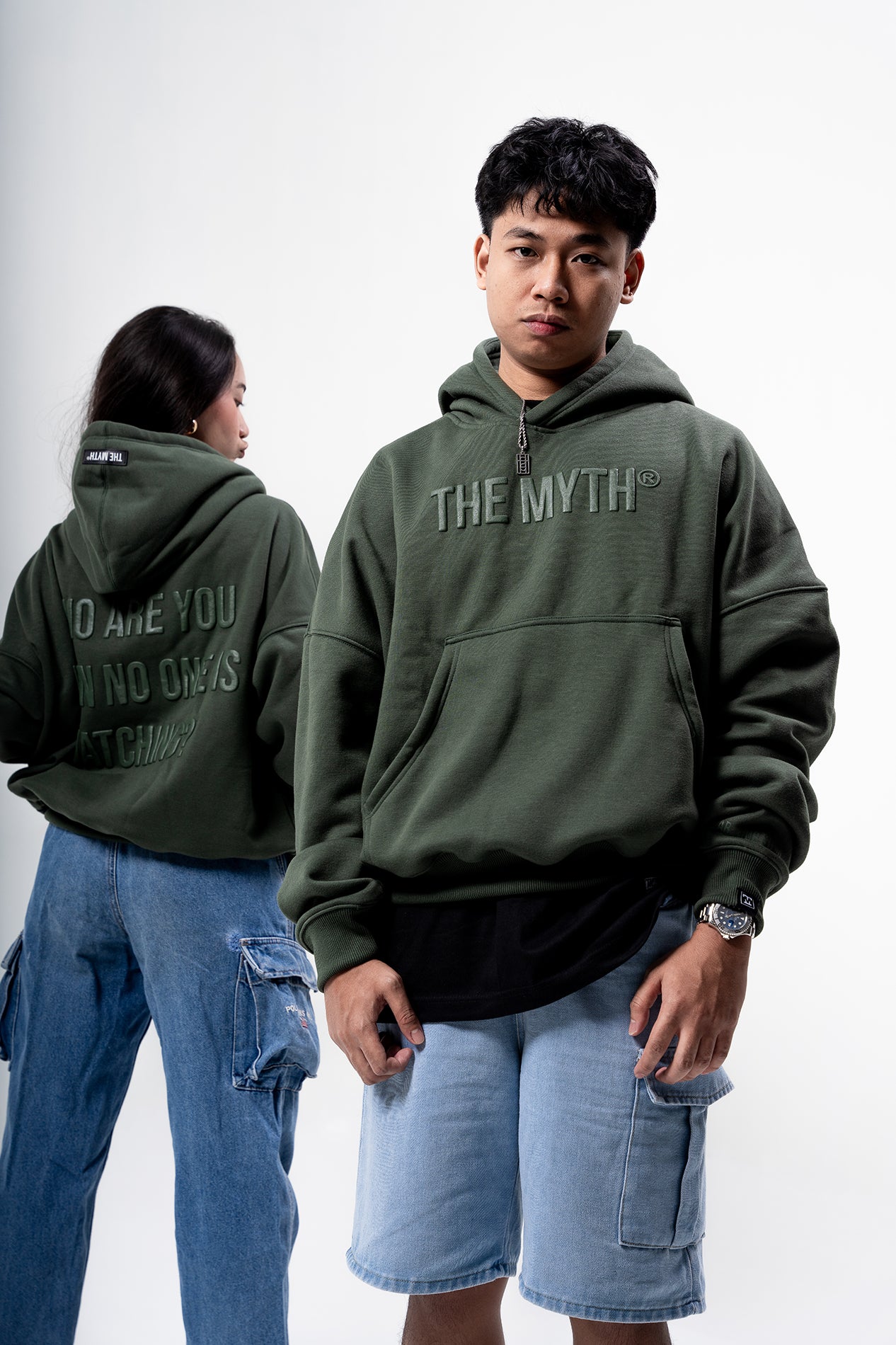 BOXY CROPPED EMBOSSED PRINT HOODIE - MOSS GREEN