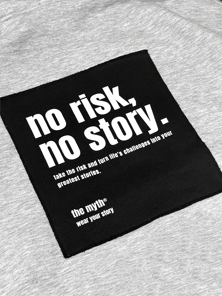 NO RISK NO STORY OVERSIZED HOODIE - LIGHT GRAY
