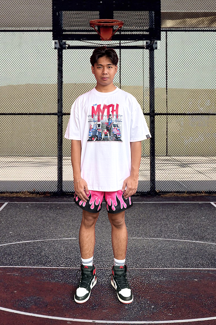 MARITHREES TEE