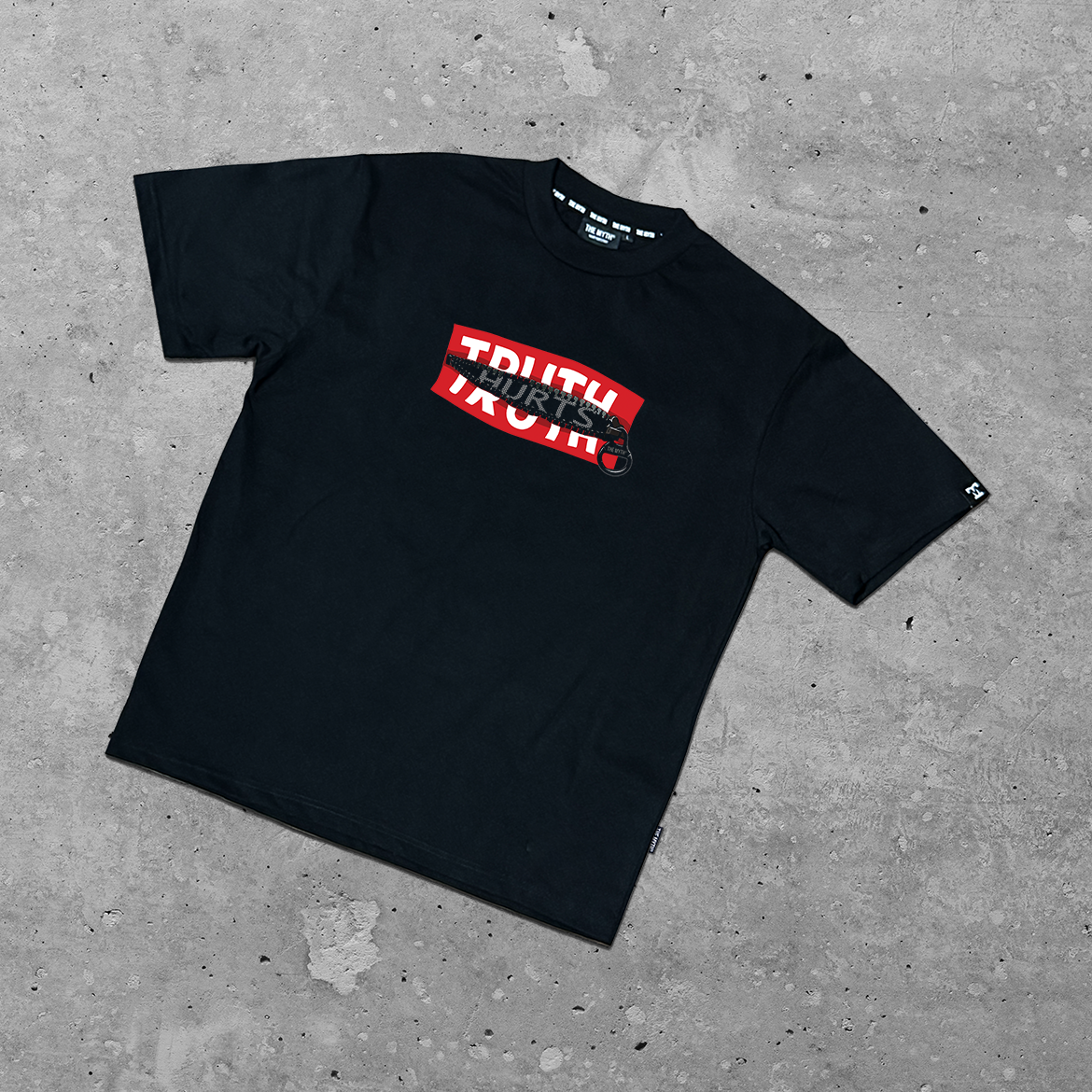 TRUTH HURTS TEE - BLACK