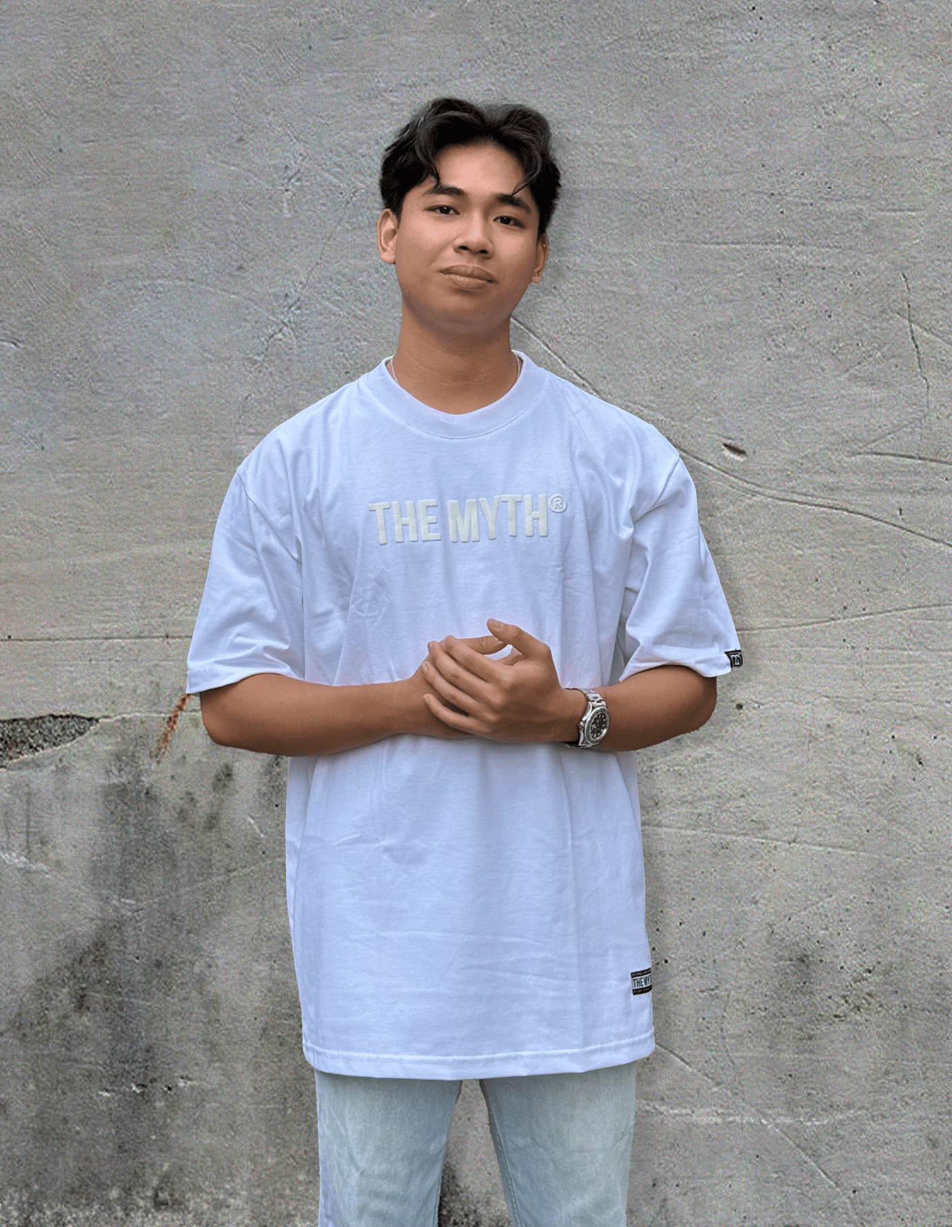 EMBOSSED PRINT TEE - WHITE - THE MYTH®